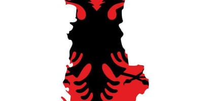 Kort af Albaníu fána